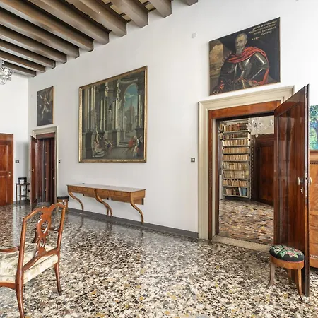 Appartamento Ca' Bianca - Historic In *